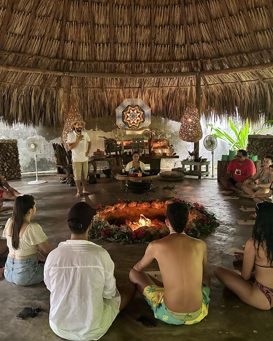 Maloka y experiencia holística en playa privada